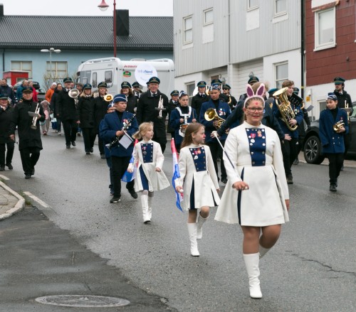 !Karnevalstoget i Skjringa