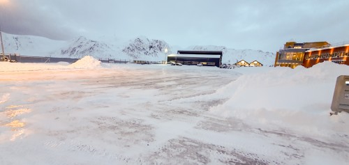 !Parkeringsplass, Nordkappregionen havn, Fiskeriveien, Honningsvg.