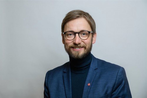 !Odne Stunes, Arbeiderpartiet. Fylkestingsrepresentant. Foto:  Lars ke Andersen / Troms og Finnmark fylkeskommune.