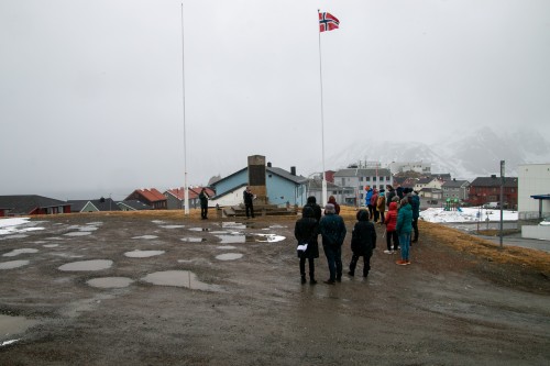 !Som vanlig, sn 8. mai i Honningsvg