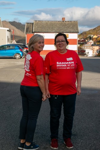 !Fra venstre: Trudy Engen og Mariann Pedersen Brdsnes.