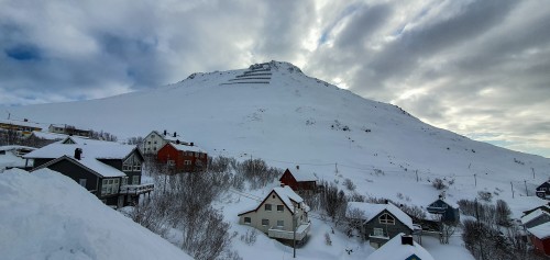 !Stille fr stormen. Holmbukt fredag 31. mars 2023 kl.10:00
