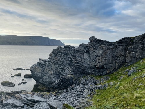 !Bilde fra ett av omrdene hvor lydkunstnerne har hentet lyd og inspirasjon denne uken. (Foto: Emma Gunnarsson, Nordkappmuseet) 