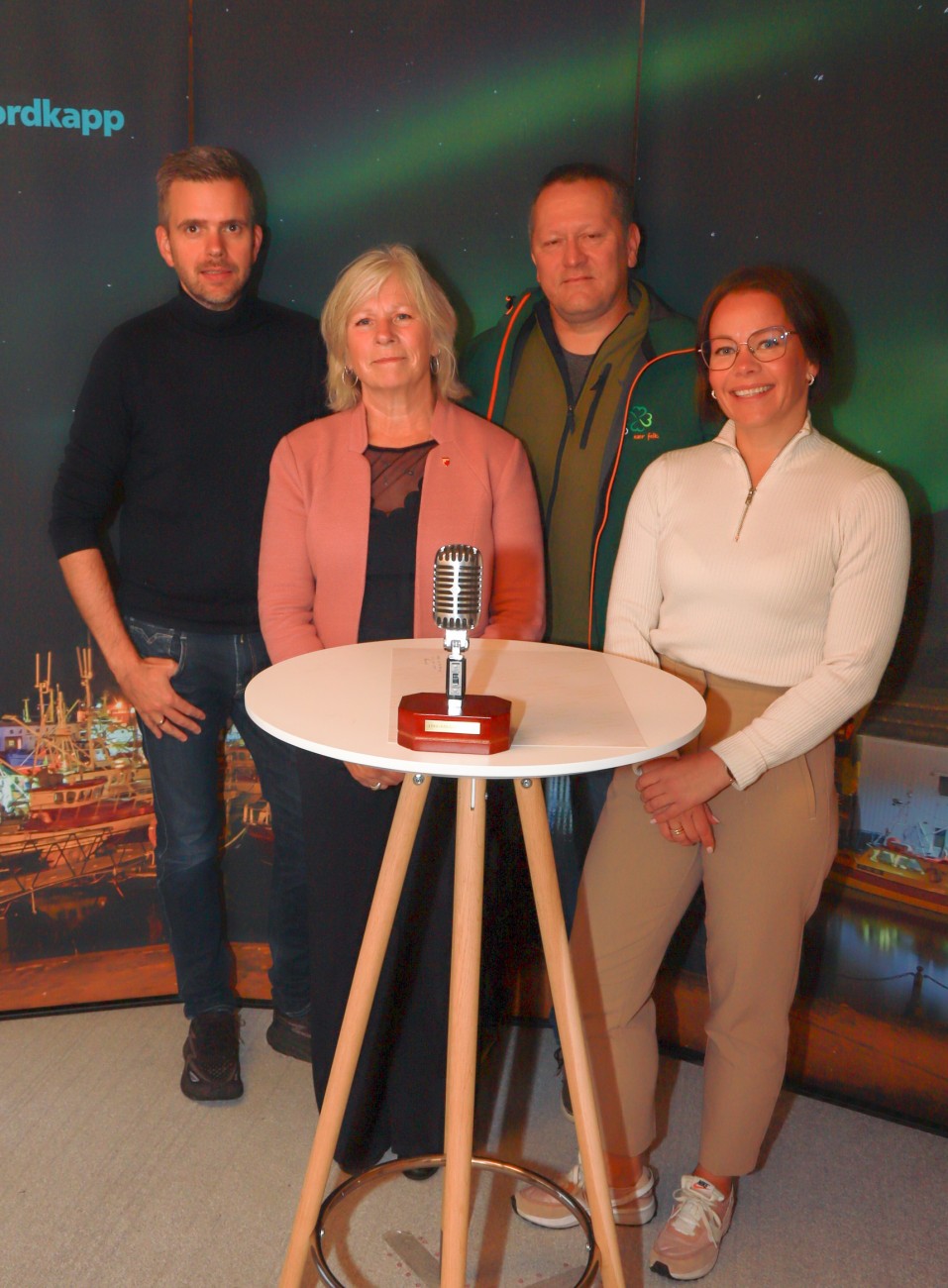 !Fra venstre: Jan Morten Hansen, Trudy Engen, Tor Mikkola og Sirin Figenschau Hyen. 