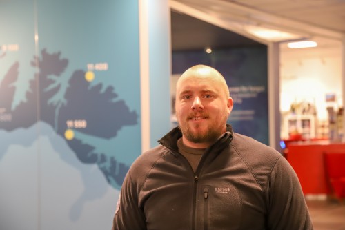 !Tom-Arvid Sommernes er n av de som flger forelesningene om Nordkapps historie. 