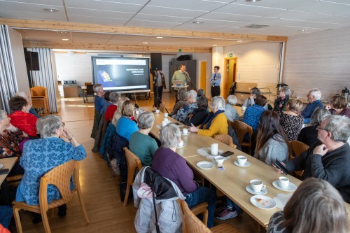 !Nordkapp frivilligsentral onsdag formiddag. 