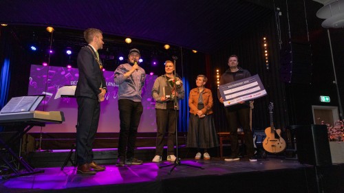 !Tre av medlemmene i Moillrock ordfrer og InfraNord.  fv: Jan Morten Hansen, Simen Fosse, Simon  Pedersen, Eli Nilsen og Rikart Jensen. 