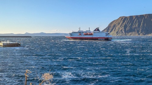 !Kong Harald vest for Kai Nord i Honningsvg lrdag 4. oktober 2025.
