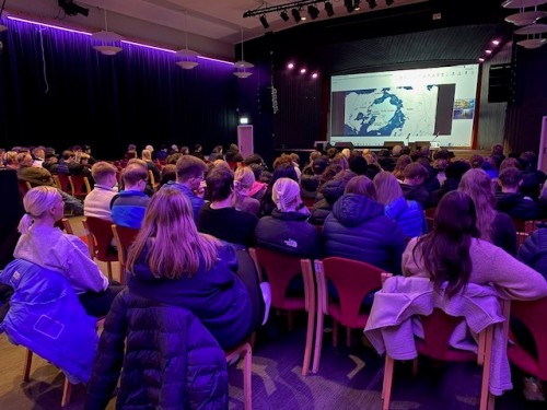 !Turn torsdag formiddag. Tema: Kildekritikk. 