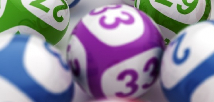 Torsdag fikk Norsk Tipping tak i vinneren av 44 847 900 kroner  Torsdag fikk Norsk Tipping tak i vinneren av 44 847 900 kroner