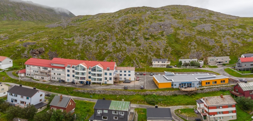 nsker  rekruttere en avdelingsleder som er i jobben over tid 