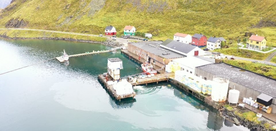 12 000 liter kan være lekket ut fra tanken i Kamøyvær 12 000 liter kan være lekket ut fra tanken i Kamøyvær