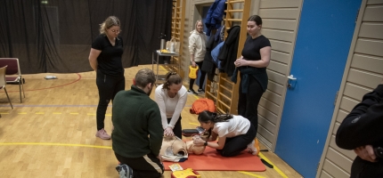 Akutthjelpegruppa i Skarsvåg og Nordvågen på kurs Akutthjelpegruppa i Skarsvåg og Nordvågen på kurs