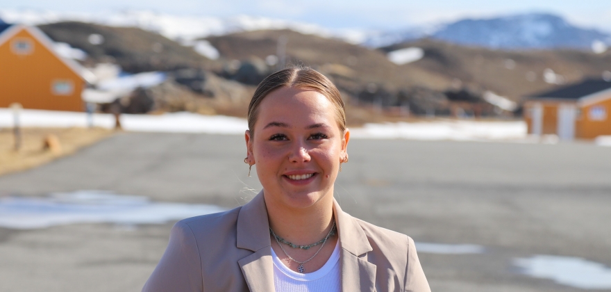 Emma Mikkola valgt til sentralstyremedlem i Senterungdommen Emma Mikkola valgt til sentralstyremedlem i Senterungdommen