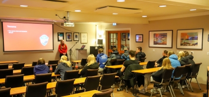 Ungdommens halvtime Ungdommens halvtime