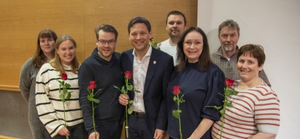 Enstemmig ja til nytt styre Enstemmig ja til nytt styre