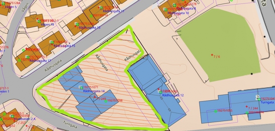 Spørsmål om valget av Klubbfjæra som tomtealternativ Spørsmål om valget av Klubbfjæra som tomtealternativ