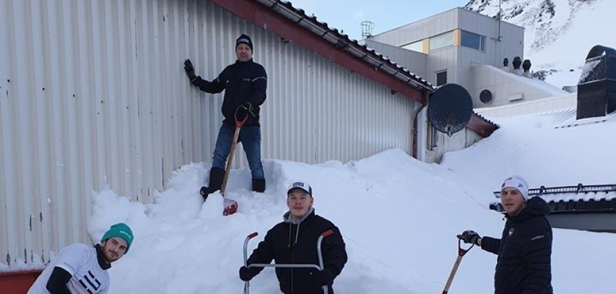 Ryddet snø i en stille tid  Ryddet snø i en stille tid
