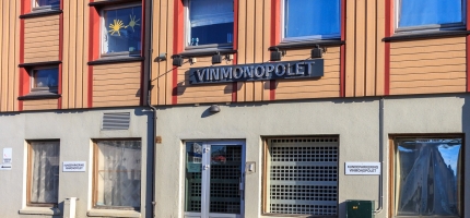Vinmonopolet har langåpent de siste dagene før jul Vinmonopolet har langåpent de siste dagene før jul