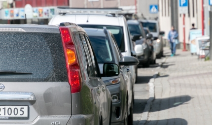 Vil bevare parkering og uttrykk i Storgata Vil bevare parkering og uttrykk i Storgata