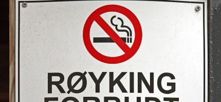 Avvikler røykerommet i sykestuen Avvikler røykerommet i sykestuen