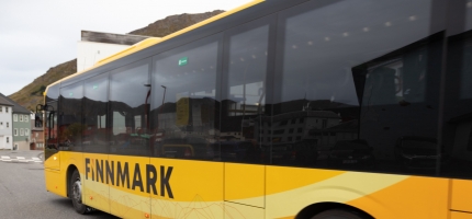 Kansellerer bussruter på grunn av mangel på snuplass Kansellerer bussruter på grunn av mangel på snuplass