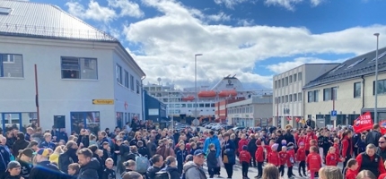 Deltakere på kretsturnstevnet fylte Honningsvåg sentrum Deltakere på kretsturnstevnet fylte Honningsvåg sentrum