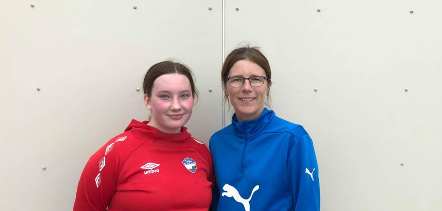 Jenter 17 åpner sesongen på Honningsvåg stadion  Jenter 17 åpner sesongen på Honningsvåg stadion