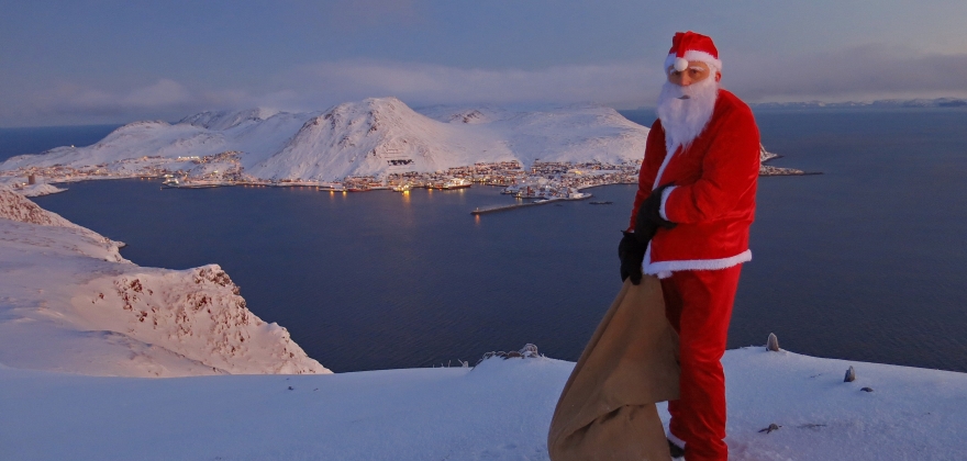 Dette bildet skal pryde Nordkapp kommunes julekort 2018