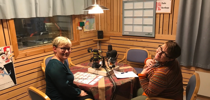 Linda Hansen og Bjrg Olsen gleder seg masse til radiosending 
