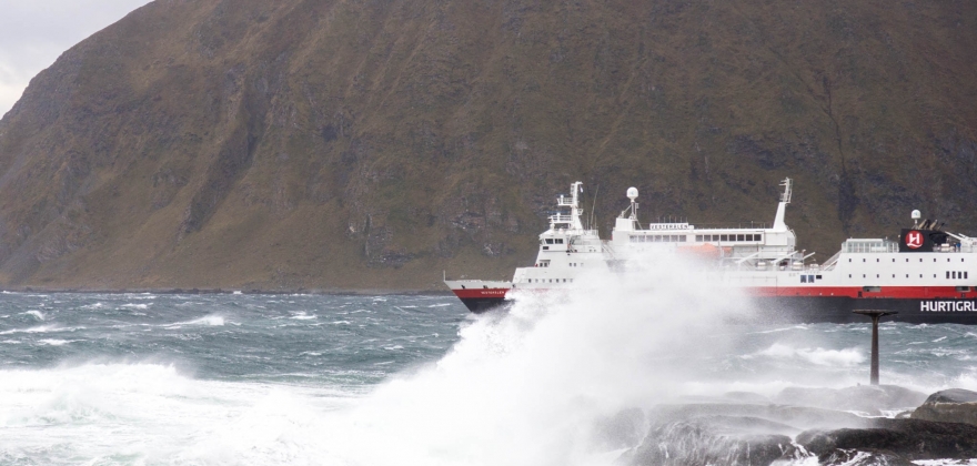 Vesterålen og Kong Harald blir liggende i Tromsø Vesterålen og Kong Harald blir liggende i Tromsø