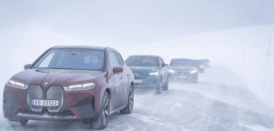 NAF: Ikke vent med å kjøpe vinterdekk NAF: Ikke vent med å kjøpe vinterdekk