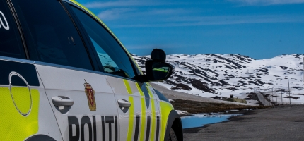 Én person snakket i mobiltelefon under kjøring Én person snakket i mobiltelefon under kjøring