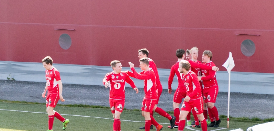Har utsatt bolystukene og har ulike scenario for fotballsesongen Har utsatt bolystukene og har ulike scenario for fotballsesongen