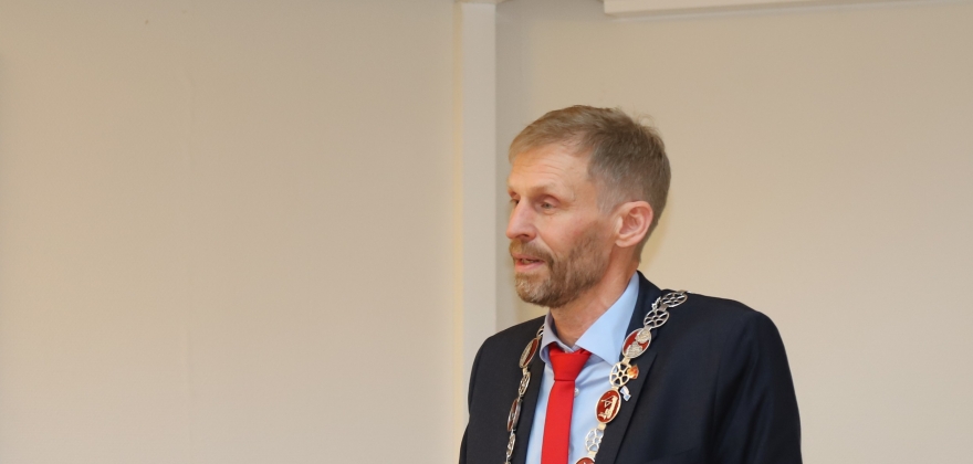 Hæres skal tredobles! Folkemøte i Lakselv Hæres skal tredobles! Folkemøte i Lakselv