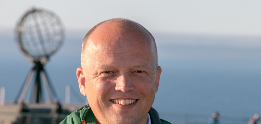Legger frem statsbudsjettforslaget 7. oktober Legger frem statsbudsjettforslaget 7. oktober