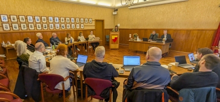 Kommunestyret vedtok utredning av ny svømmehall i Honningsvåg Kommunestyret vedtok utredning av ny svømmehall i Honningsvåg