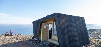 Positiv til dagsturhytte på Hamnbuktfjellet Positiv til dagsturhytte på Hamnbuktfjellet