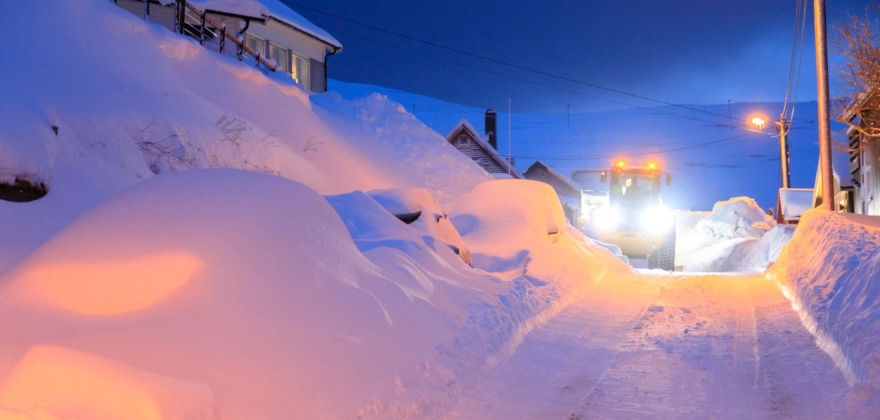 Flytt bilene i Nøden-bakken Flytt bilene i Nøden-bakken