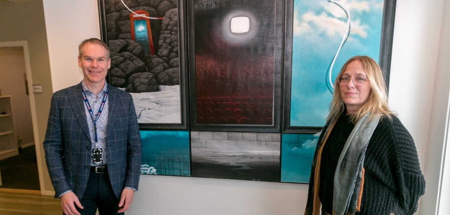 Gave fra banken til galleri Gave fra banken til galleri