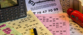 Deler ut 107 000 kroner i radiobingo Deler ut 107 000 kroner i radiobingo