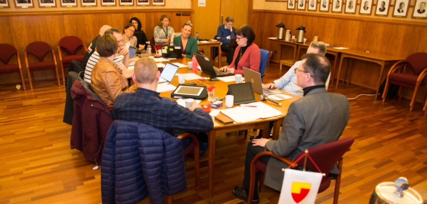 Politikere vil verne befolkningen  Politikere vil verne befolkningen