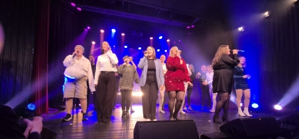 Turnrevyen har søkt om skjenkebevilling Turnrevyen har søkt om skjenkebevilling