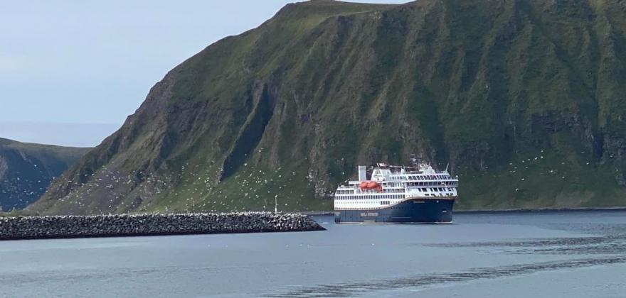 Sivertsen Næss blir gudmor for «Havila Polaris» Sivertsen Næss blir gudmor for «Havila Polaris»
