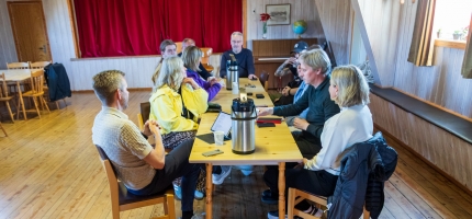 Ønsker navneforslag før 15. august. Ønsker navneforslag før 15. august.