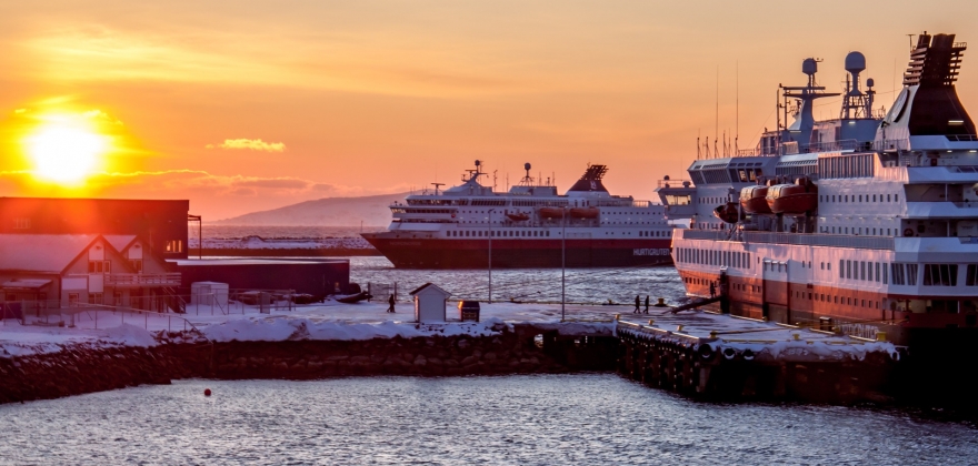 Statsbudsjettet: 856 mill. til Hurtigruten Statsbudsjettet: 856 mill. til Hurtigruten