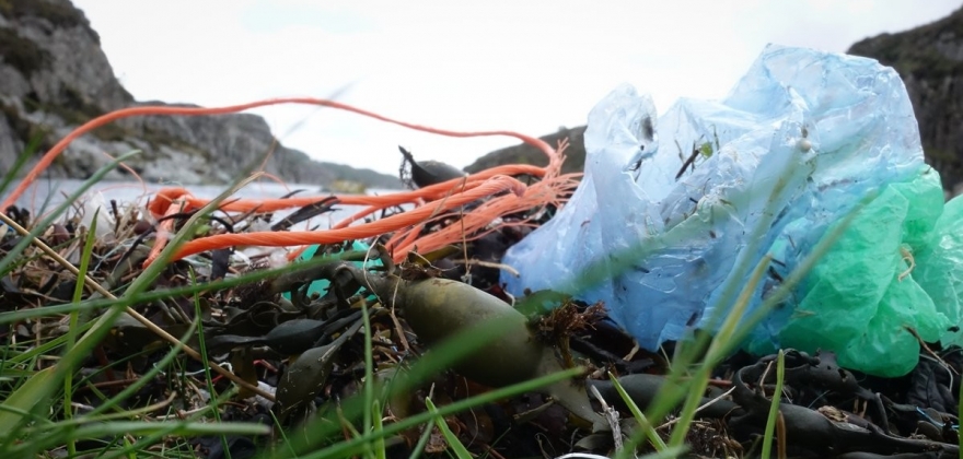 Plast p norske strender kommer fra de nrmeste havomrdene