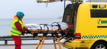 Skal rekruttere flere ambulansearbeidere i Nordkapp