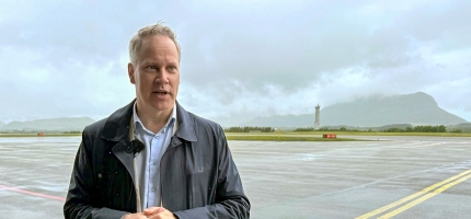 Ap-regjeringen styrker flytilbudet i Lofoten Ap-regjeringen styrker flytilbudet i Lofoten