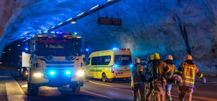 Stenger Stallogargotunnelen for brannøvelse Stenger Stallogargotunnelen for brannøvelse